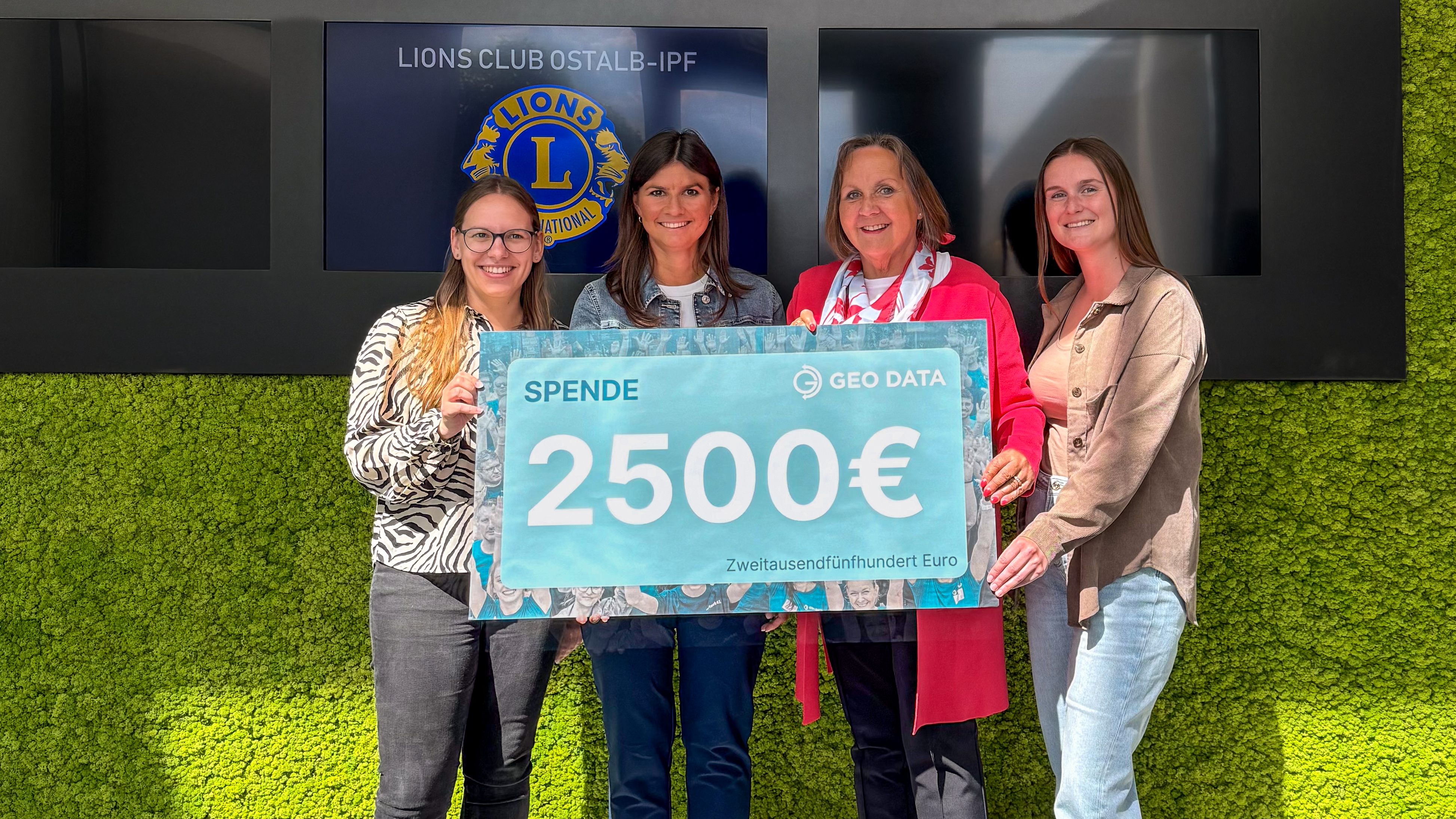 GEO DATA spendet 2500 Euro an Lions Club Ostalb-Ipf